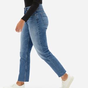 Everlane Curvy Cheeky Jean sz 33